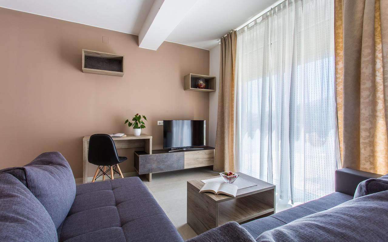 Apartments Viktorija 2 Baska  Luaran gambar