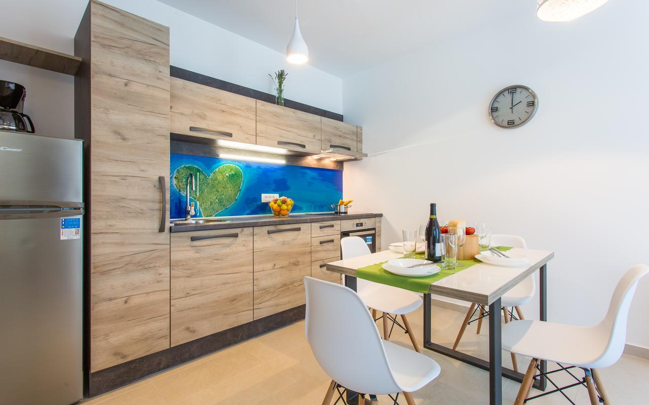 Apartments Viktorija 2 Baska  Luaran gambar