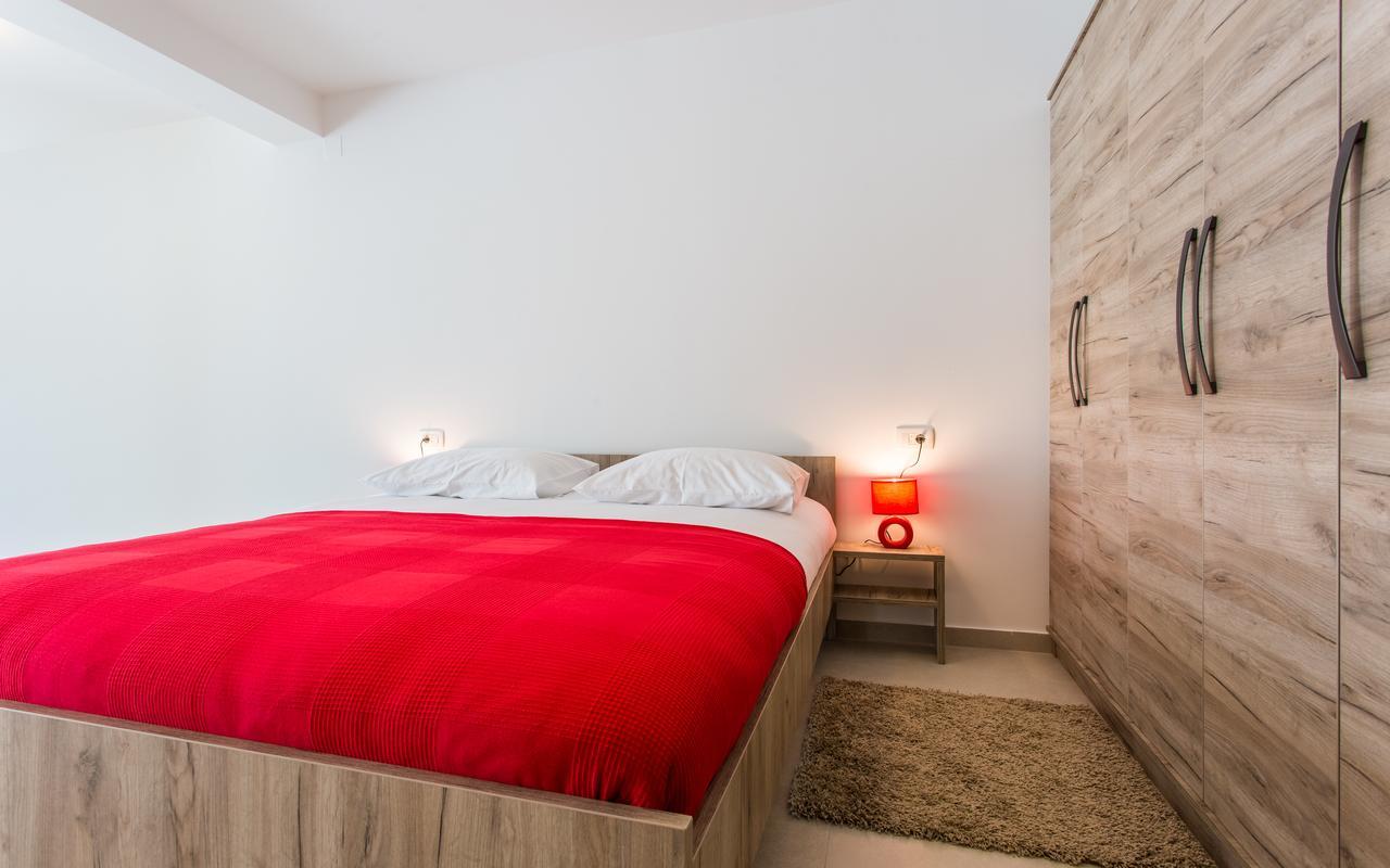 Apartments Viktorija 2 Baska  Luaran gambar