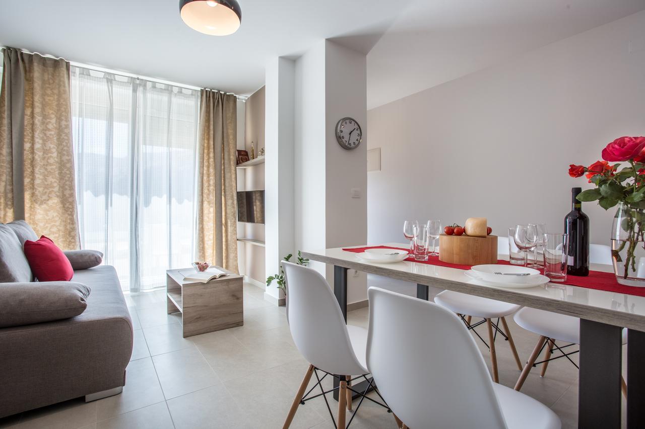Apartments Viktorija 2 Baska  Luaran gambar