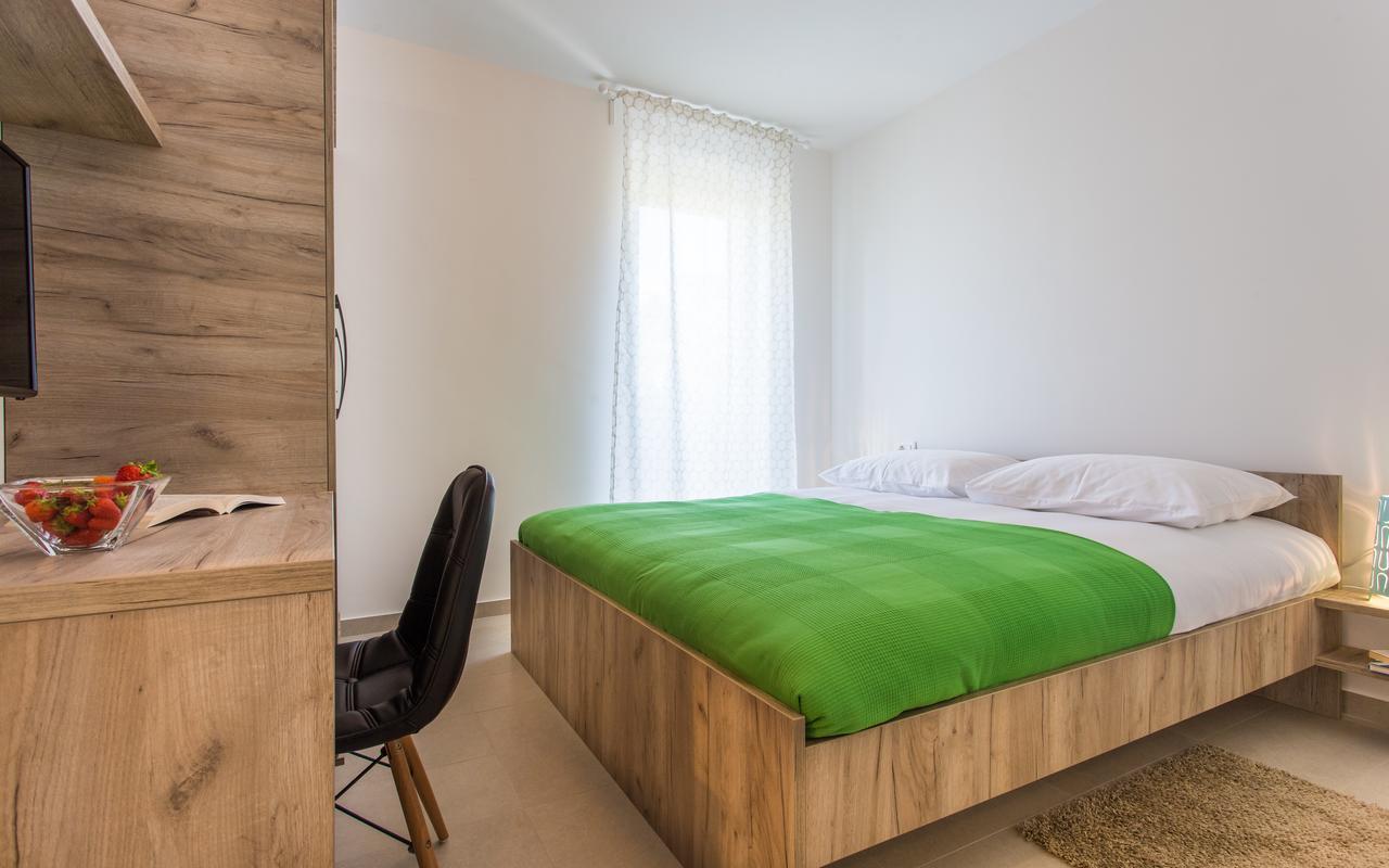 Apartments Viktorija 2 Baska  Luaran gambar