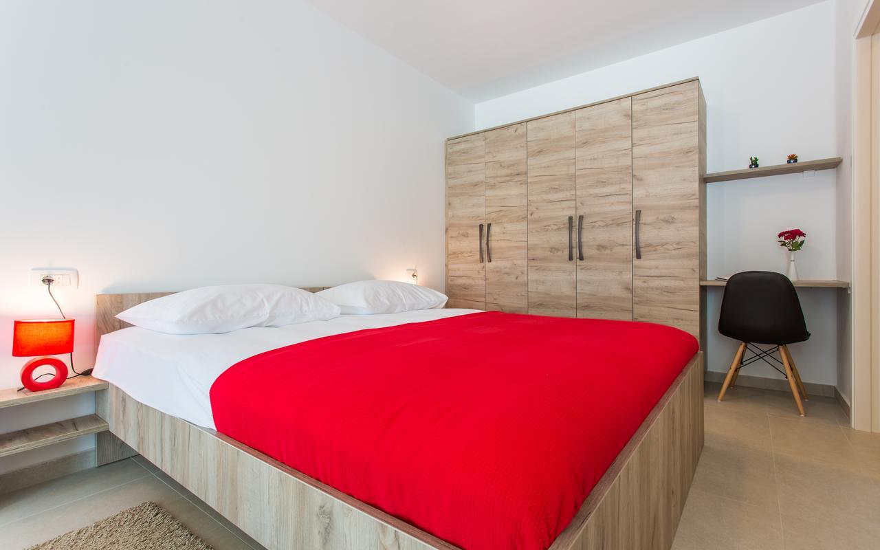 Apartments Viktorija 2 Baska  Luaran gambar